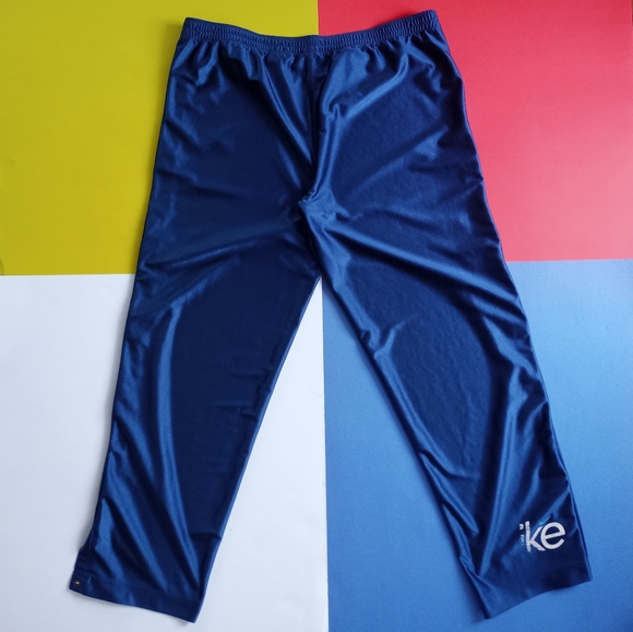 *SOLD*Vintage Nike Tear-Away Pants - Picture 6 of 7